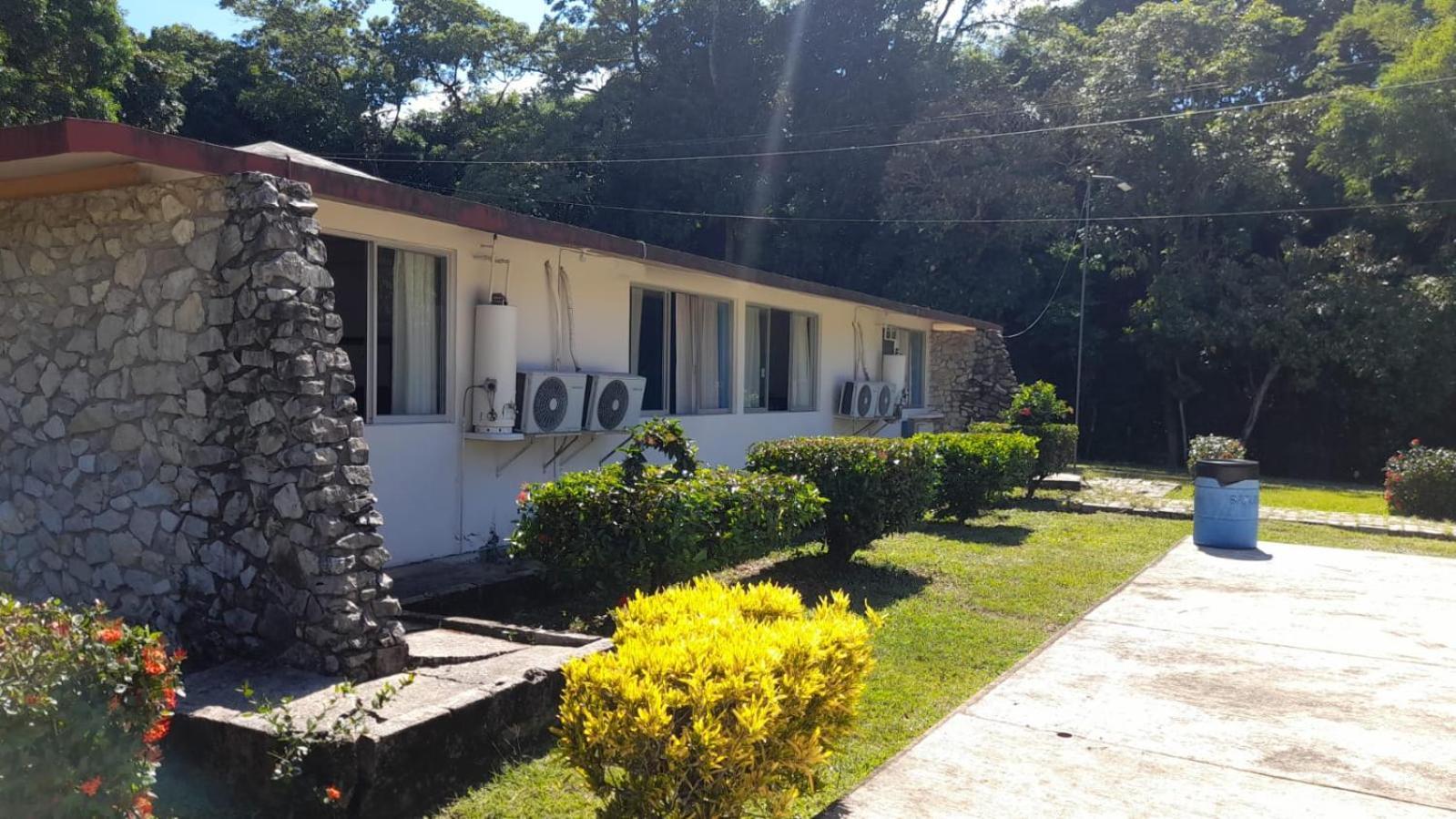 Hotel Los Leones Palenque Ngoại thất bức ảnh
